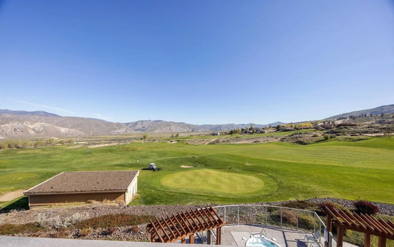 Desert Canyon Golf Resort Orondo Bagian luar foto